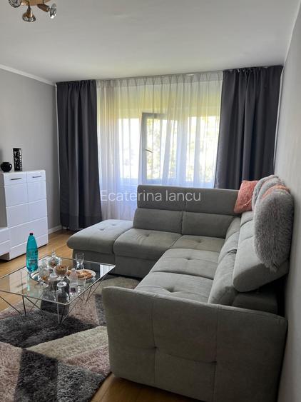 Vânzare apartament 2 camere, decomandat – Mihai Bravu, Ploiești