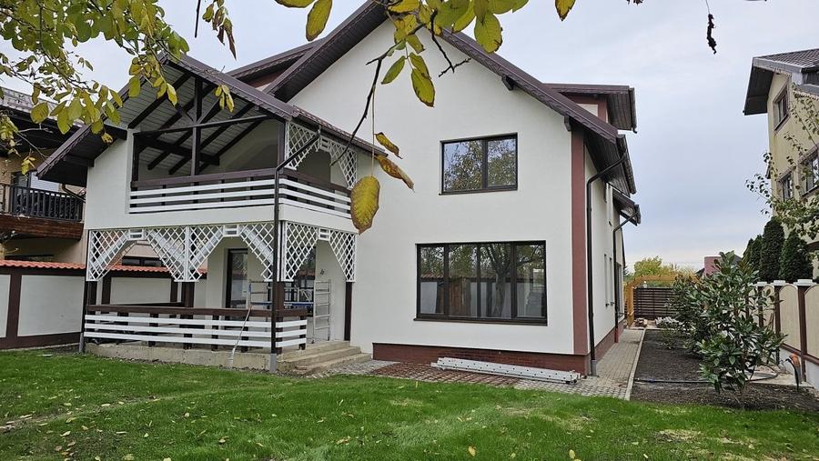 De vanzare Casa Individuala Saftica - 1