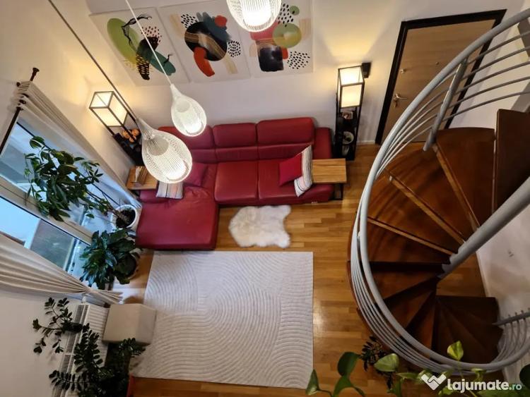 Apartament cu 4 camere decomandat în Central