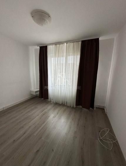 Apartament 2 Camere,Etaj Intermediar, De Vanzare,Ungheni - 2