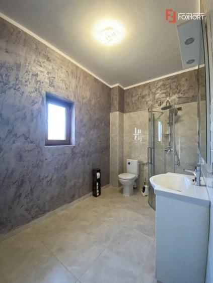 Duplex cu 3 camere cu panouri fotovoltaice in Sanandrei Centru - ID V4749 - 11