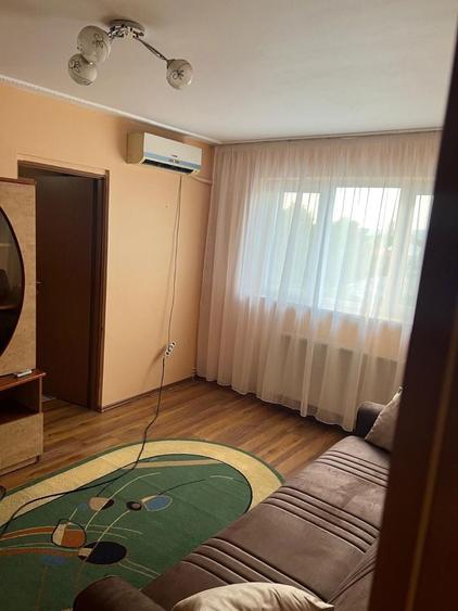 Inchiriez sau vand apartament in Mizil - 1