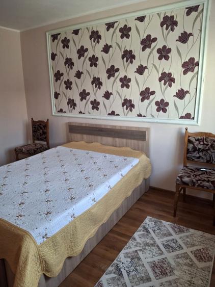 Inchiriez garsoniera - 2