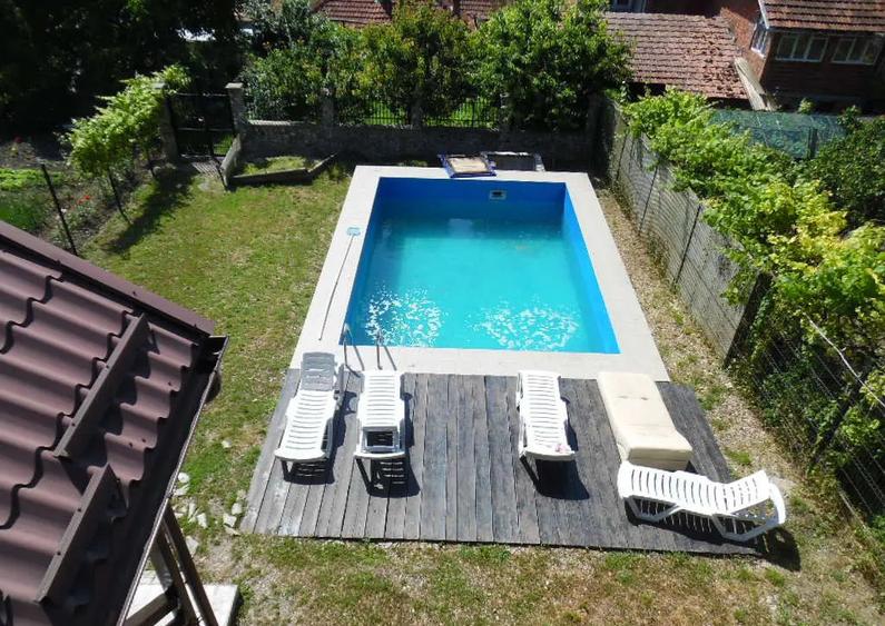 Vand casa in Deva, zona Calugareni, partea de jos, D+P+M, - 2