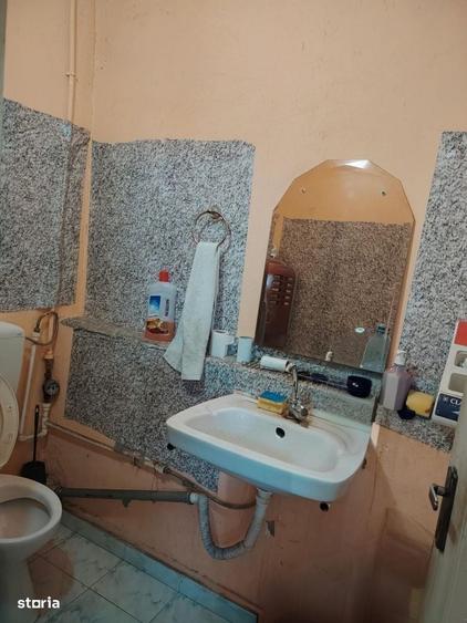 Spațiu comercial, de 45 mp, în Central