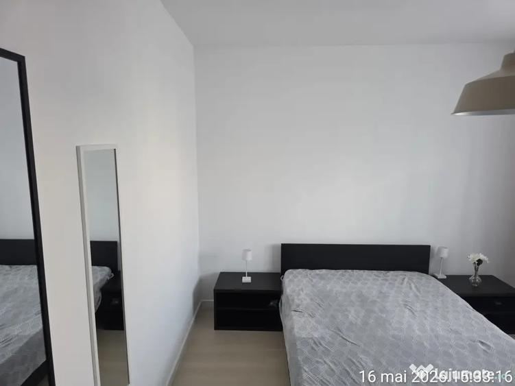 Apartament cu 3 camere decomandat în Vitan