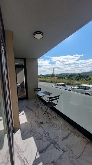 Apartament cu 2 camere decomandat în Exterior Vest
