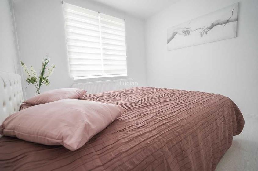 Apartament de inchiriat, 3 Camere, Zona MegaMall