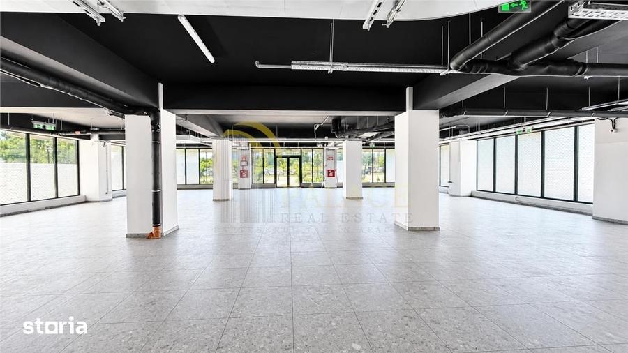 Spațiu comercial, de 425 mp, în Central