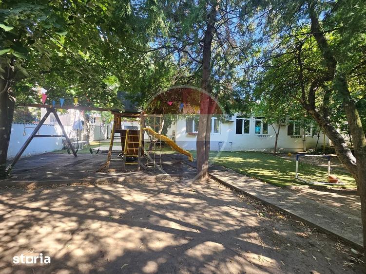 Casă cu 4 camere cu Teren 1302 Mp în Central
