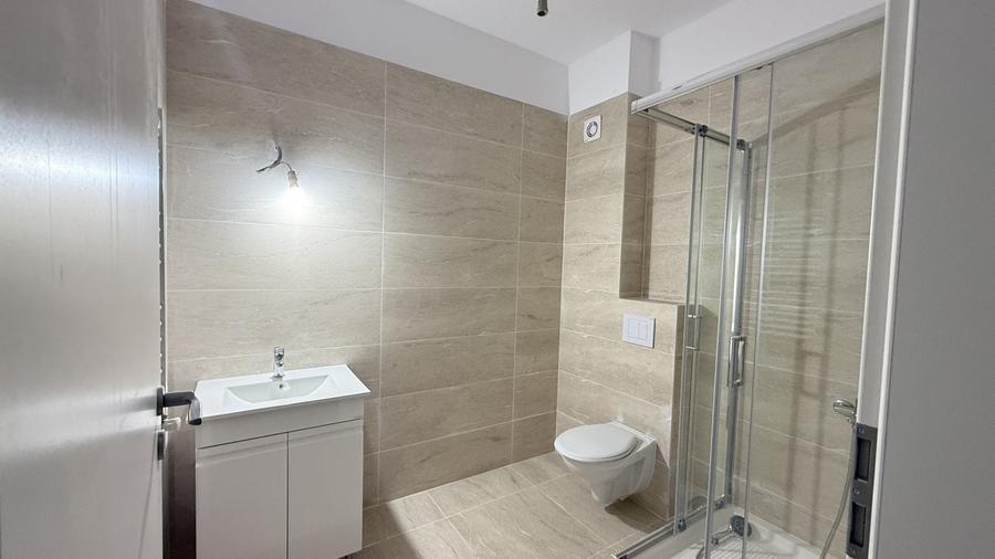Apartament cu 4 camere decomandat în Nerva Traian