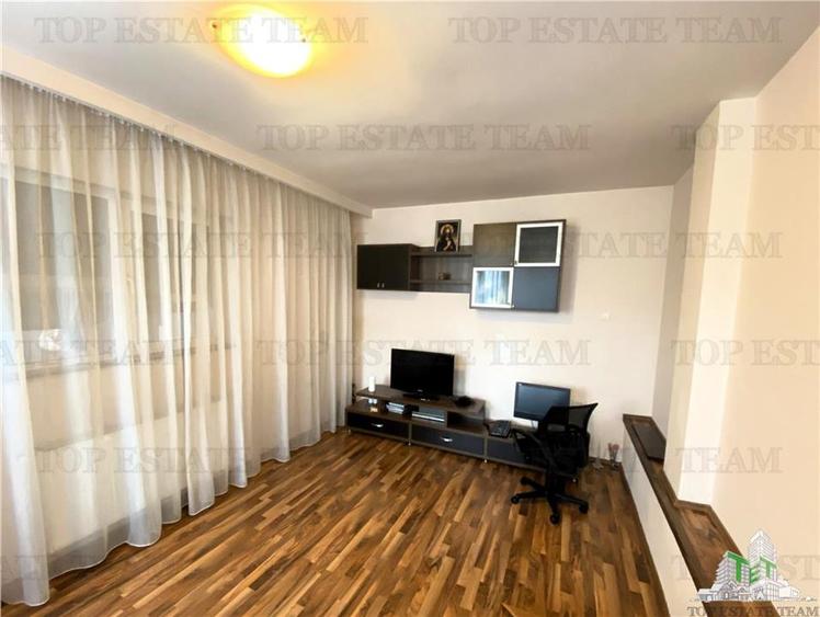 Casă individuală cu 4 camere cu Garaj în Dobroești