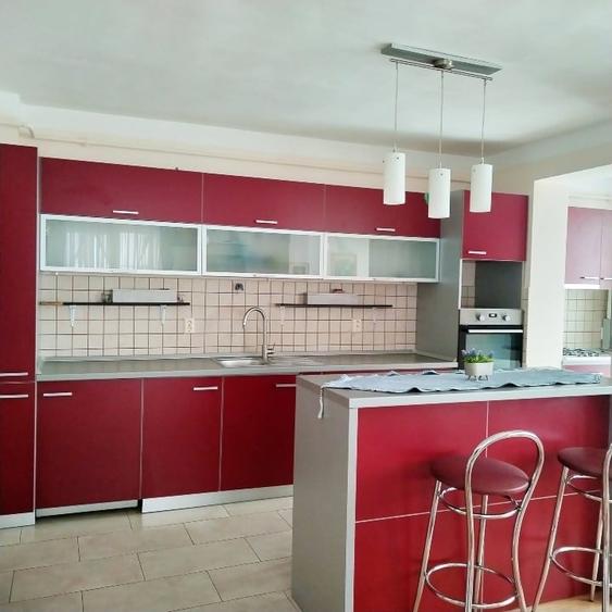 Apartament cu 2 camere decomandat, mobilat în Florești