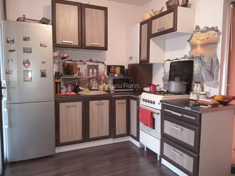 Casă cu Teren 250 Mp în Central
