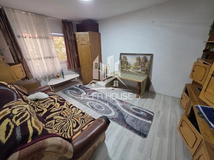 Garsonieră decomandată în Central