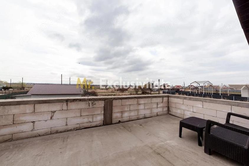 Casă cu 3 camere cu Teren 477 Mp în Bradu