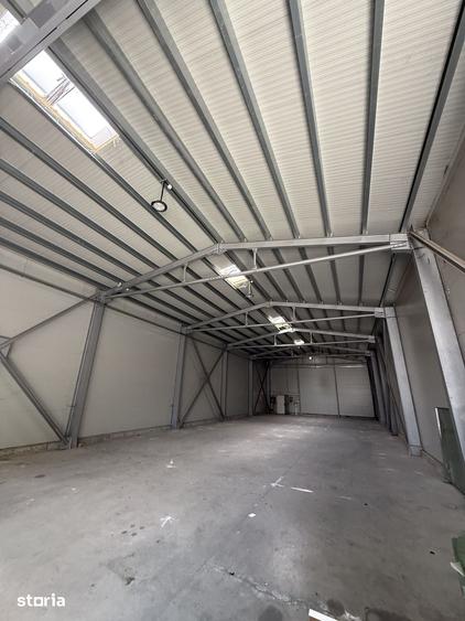 Spațiu comercial, de 996 mp, în Nord