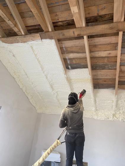Duplex cu 5 camere cu Canalizare în Glina