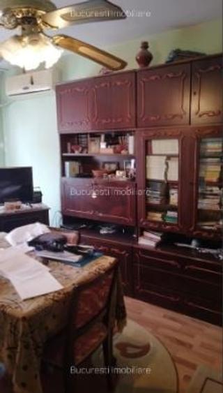 Apartament cu 3 camere semidecomandat în Brâncoveanu