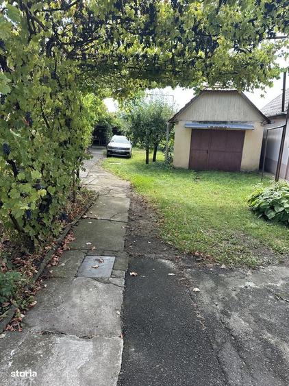 Casă cu 4 camere cu Teren 850 Mp în Central