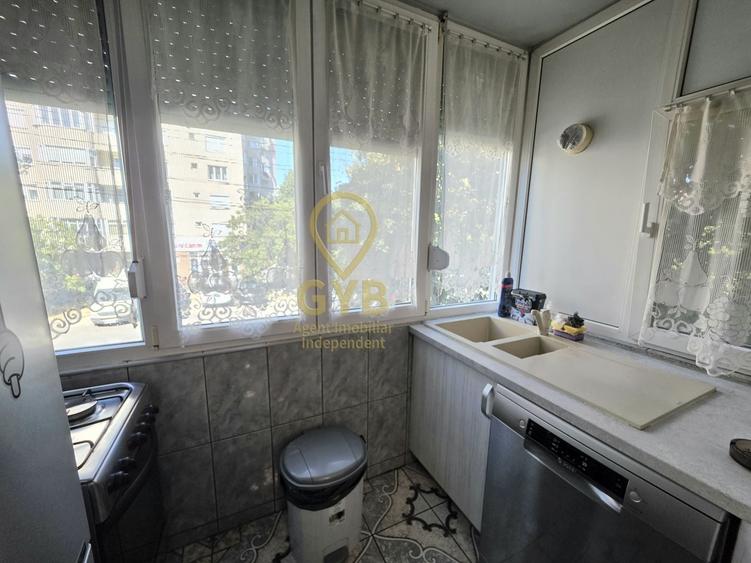 De închiriat – Apartament 3 camere | 68 mp | Etaj 1/4 | Str. Aluminei – Decebal - 15