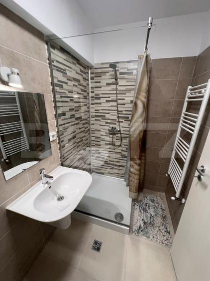 Apartament cu 3 camere semidecomandat, mobilat în Gheorgheni