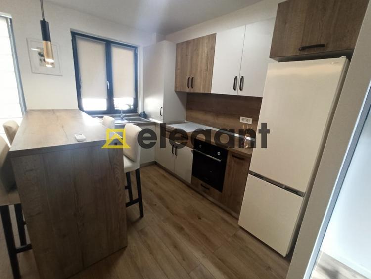Apartament cu 2 camere decomandat, mobilat în Central