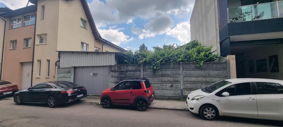 Casă individuală cu 4 camere cu Canalizare în Negru Vodă