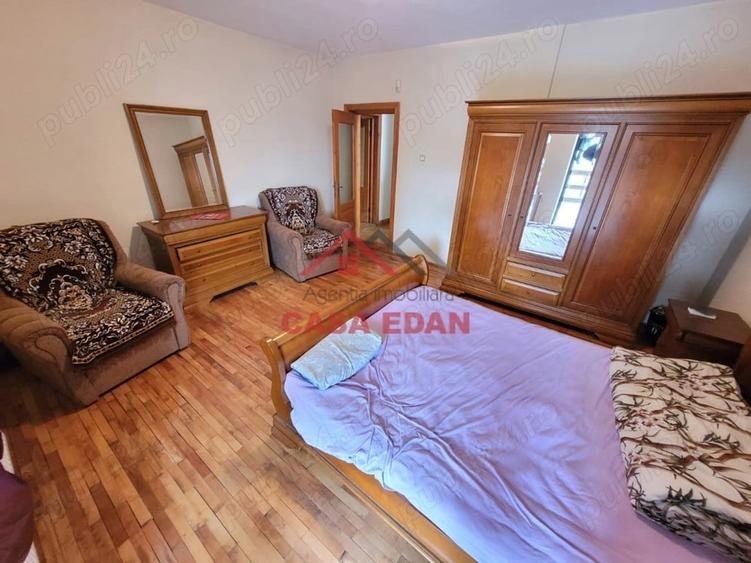 Casă cu 6 camere în Câmpina
