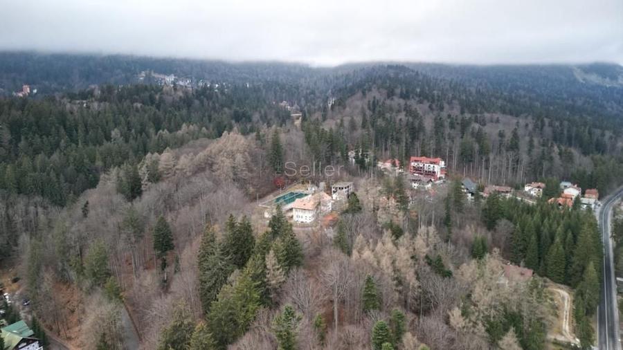 Teren Construcții intravilan de 1700 mp, în Castelul Peleș