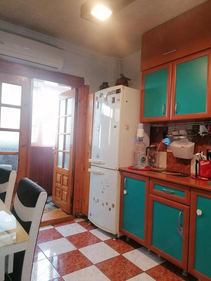 Apartament cu 2 camere decomandat în Rahova