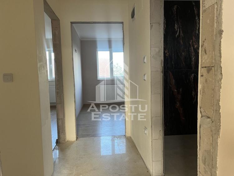 Casă individuală cu 4 camere cu Canalizare în Giarmata-Vii