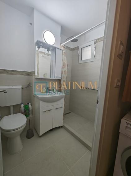 Apartament cu 3 camere decomandat, mobilat în Bogdăneștilor