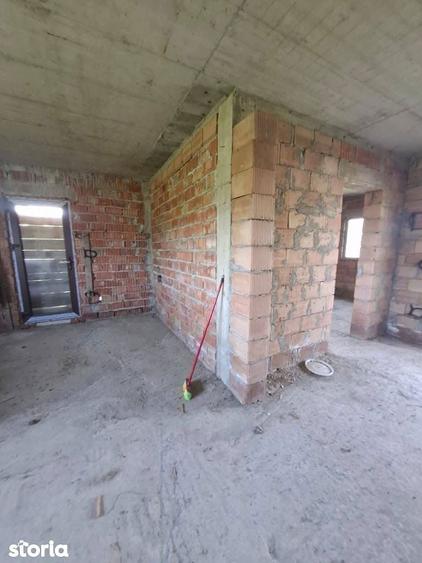 De vanzare Vila la rosu din caramida in aropiere de Roman, 76.000 euro - 19