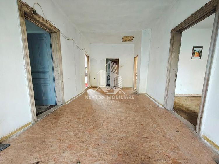 Casă individuală cu 4 camere cu Canalizare în Tuzla