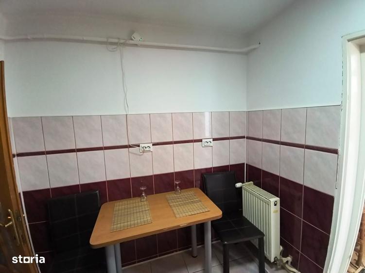 Apartament cu 3 camere decomandat în Sfântu Ilie