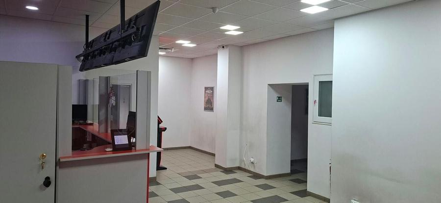 Spațiu comercial, de 64 mp, în Olteniței