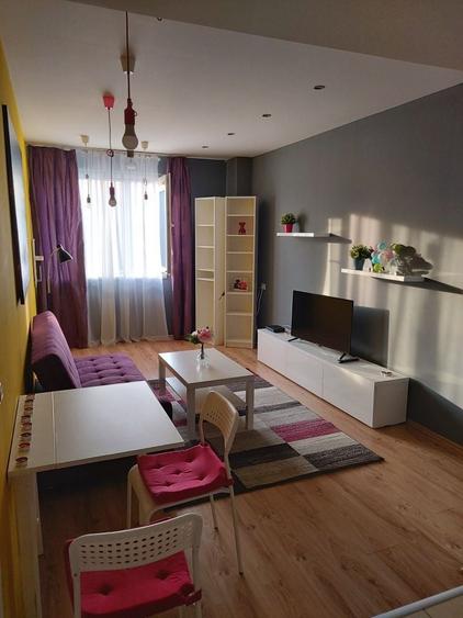 Apartament cu 2 camere decomandat în Vitan