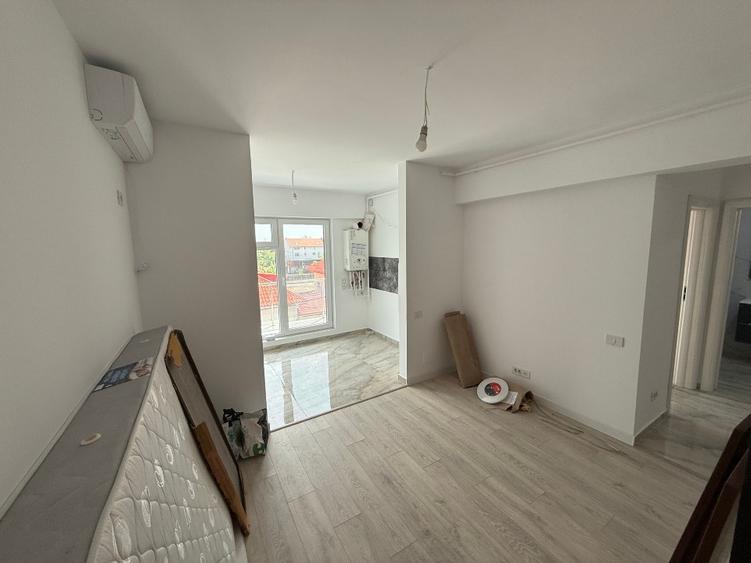 Apartament cu 2 camere decomandat, mobilat în Prelungirea Ghencea