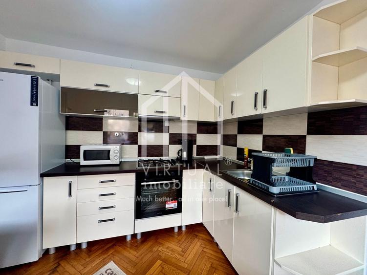 Apartament cu 3 camere semidecomandat, mobilat în Central