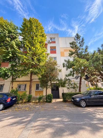 Apartament cu 4 camere decomandat, mobilat în Inel II
