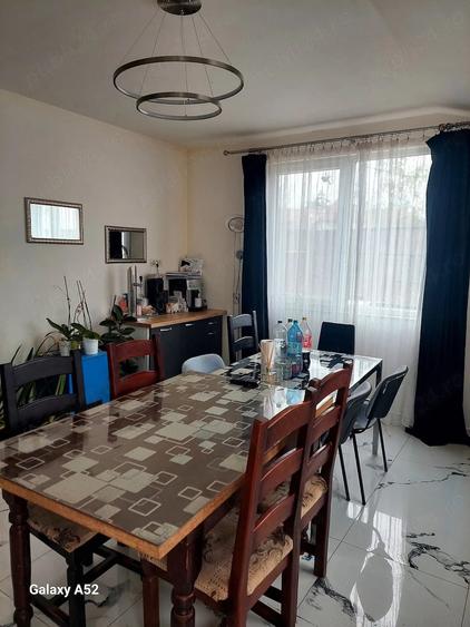 Casă cu 4 camere cu Teren 862 Mp în Central