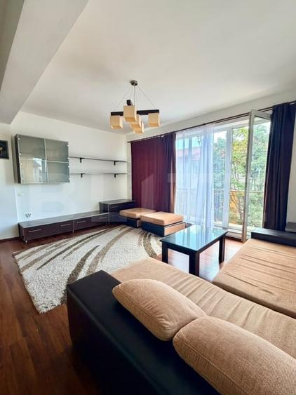 Apartament cu 2 camere semidecomandat, mobilat în Bună Ziua