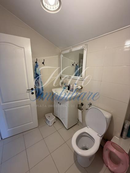 Apartament cu 4 camere în Florești