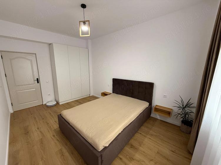 Apartament cu 2 camere semidecomandat în Turnișor