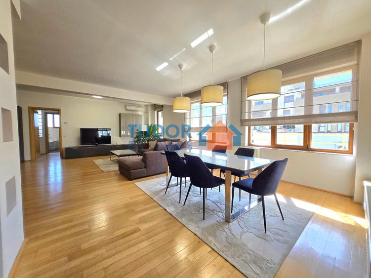 Apartament cu 4 camere în Herăstrău