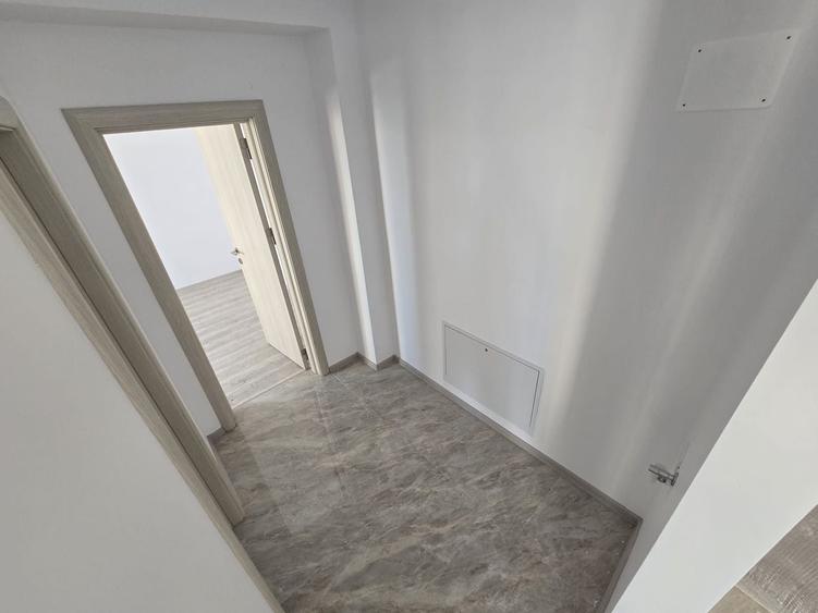 Apartament cu 2 camere decomandat în Girocului