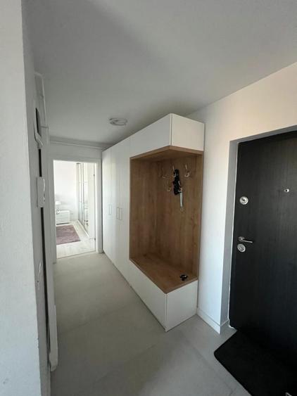 Apartament cu 2 camere decomandat în Exterior Vest