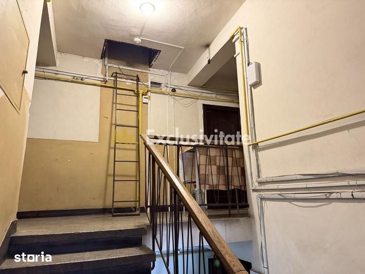 Apartament cu 2 camere semidecomandat în Craiovei
