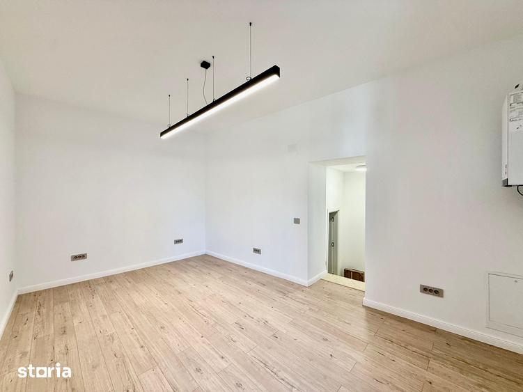 Spațiu comercial, de 43 mp, în Piața Unirii
